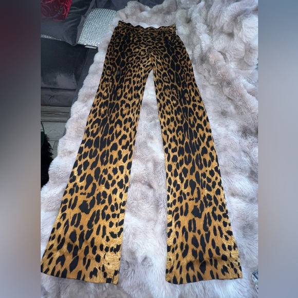 Rare Vintage Leonard Paris Leopard Print Silk wide Leg Pants, 42/6US - Picture 2 of 13